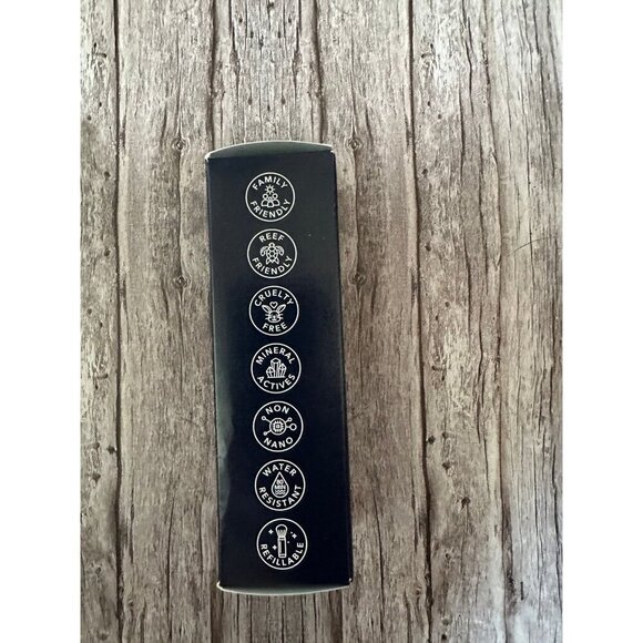 Brush on Block Mineral Powder Sunscreen broad spectrum spf 30 0.12 Ozs - Picture 2 of 2